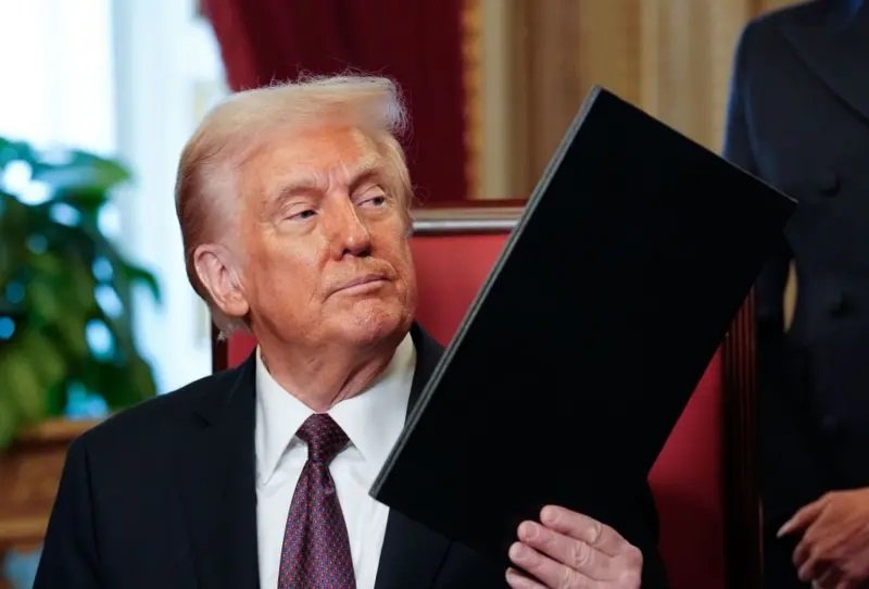 Trump anuncia tipos del 100% sobre China pero confirma la reunión con XI en Corea del Sur

 – La nación