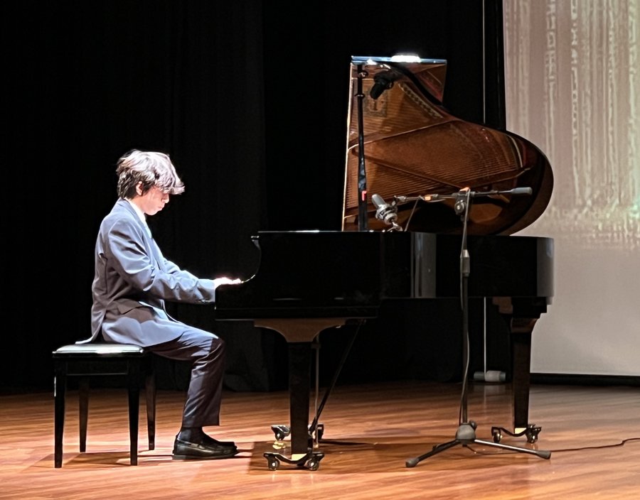 ¿Te gustaría asistir a una gala de piano inolvidable?

 – La nación
