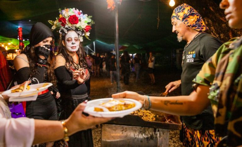 Halloween vibra entre olas y disfraces en Tamarindo
– La nacion