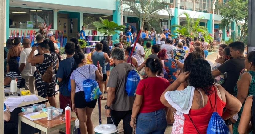 Más de 2 mil personas reciben ayuda humanitaria en Chacarita gracias a la fundación “Cadena”
 – La nacion