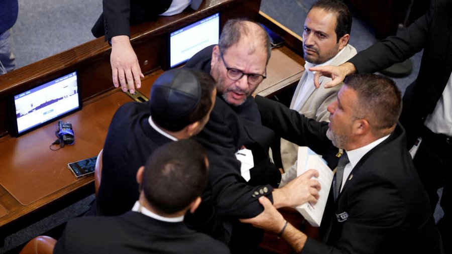 Así fueron expulsados ​​dos delegados israelíes después de que el discurso de Trump fuera interrumpido y gritado ‘terrorista’

 – La nación