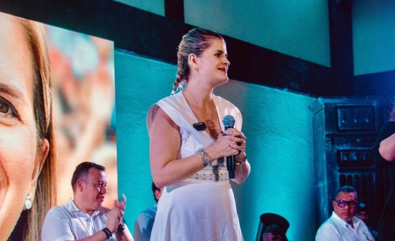 Laura Fernández señala que “varios ministros se quedaron con las manos vacías” como un error del gobierno de Chaves
– La nación