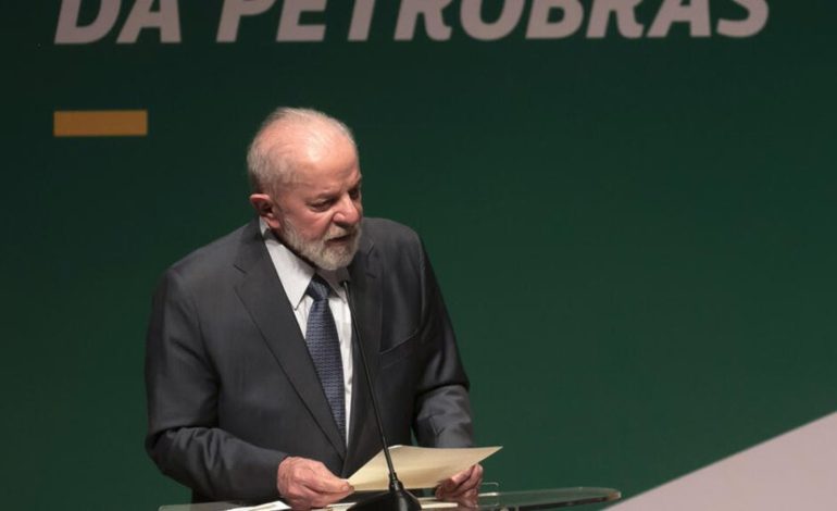 El gobierno de Lula autoriza polémica exploración petrolera cerca del río Amazonas

 – La nación