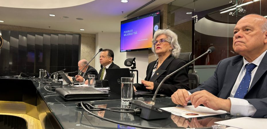 Diputados apoyan que los magistrados del tribunal y del TSE informen cada año sobre su trabajo
 – La nación