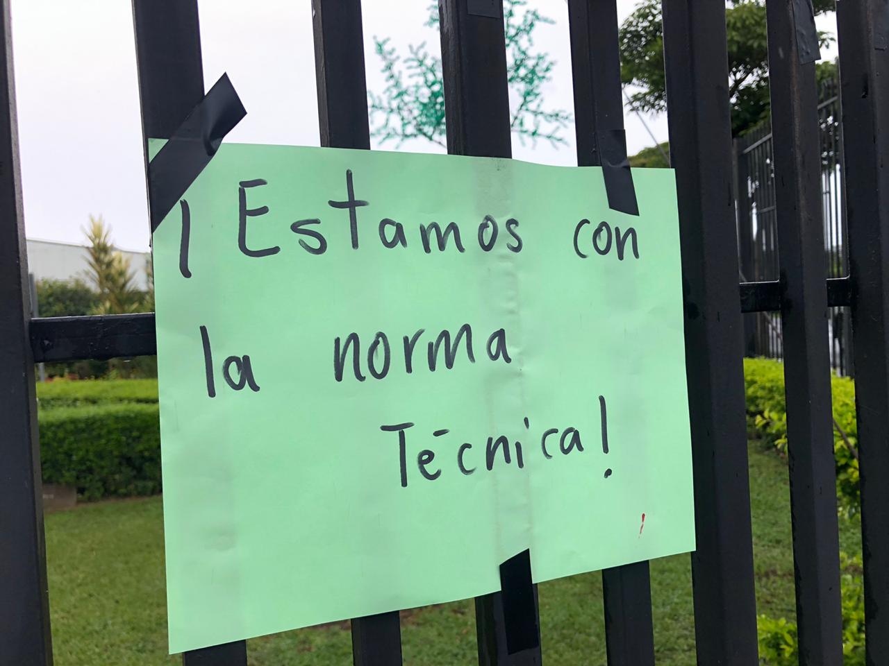El Comité Legislativo llama al Ministro de Salud a dar cuenta de la derogación de la norma técnica para los abortos terapéuticos

 – La nación