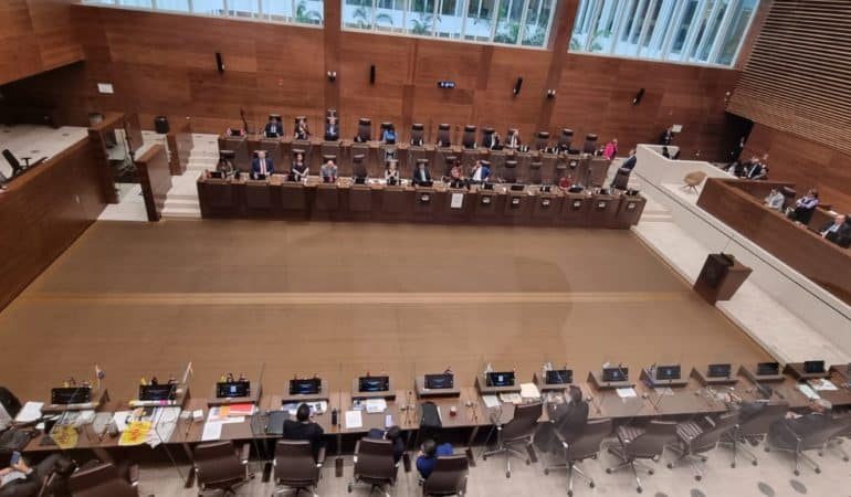 Diputados no se resolvieron y terminaron la semana sin reunión el jueves por la tarde: solo estuvieron presentes 36
– La nación