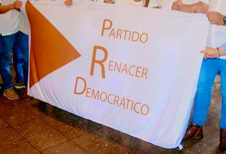 Delegado de Renacer Democrático ofrece ayuda contra el PLN por “trato desigual” del TSE

 – La nación