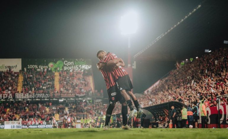 Alajuelense paseó al Saprissa en un clásico rojinegro desde antes de iniciar el juego – La nación