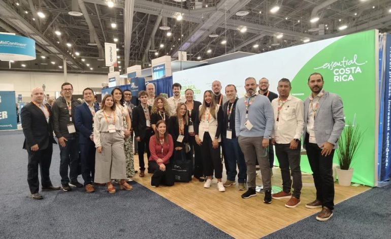 Costa Rica participa en la feria más importante del sector aeronáutico
– La nación