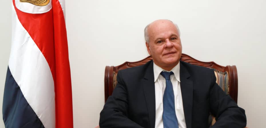 Fernando Castillo Sales IV reelección de magistrado –  Cr

 – La nación