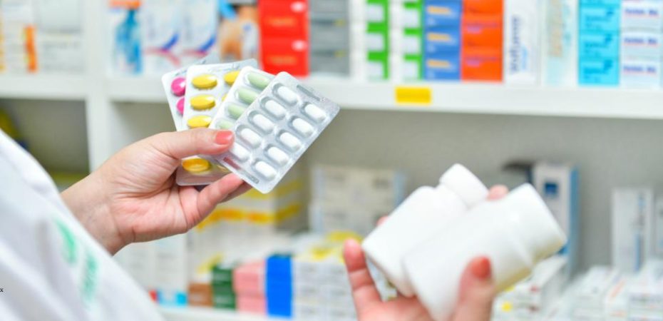 El Consejo Constitucional da paso a un proyecto para bajar los precios de los medicamentos al no encontrar defectos materiales y formales
 – La nación