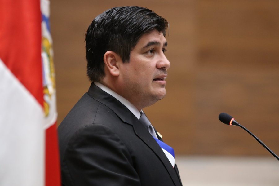 Carlos Alvarado: ¿Por qué están desapareciendo estaciones que presentan música antigua, romántica o rock?

 – La nación