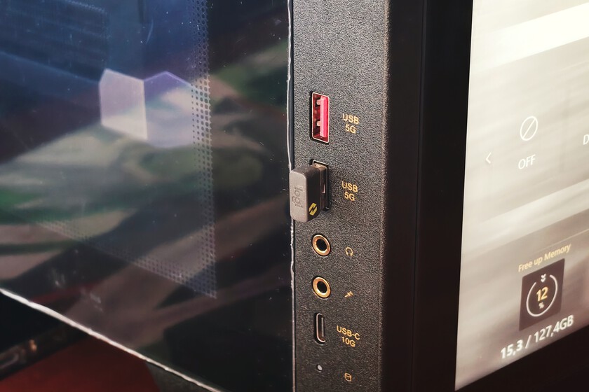 Hay puertos USB verdes, naranjas e incluso morados. La regla de color que indica que tu generación está extinta

 – La nación