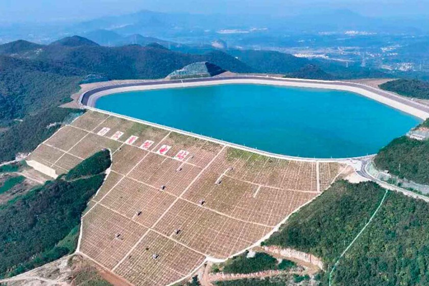 China acaba de completar la presa más alta del mundo. Y lo que menos se nota es que es tan alto como un rascacielos.

 – La nación