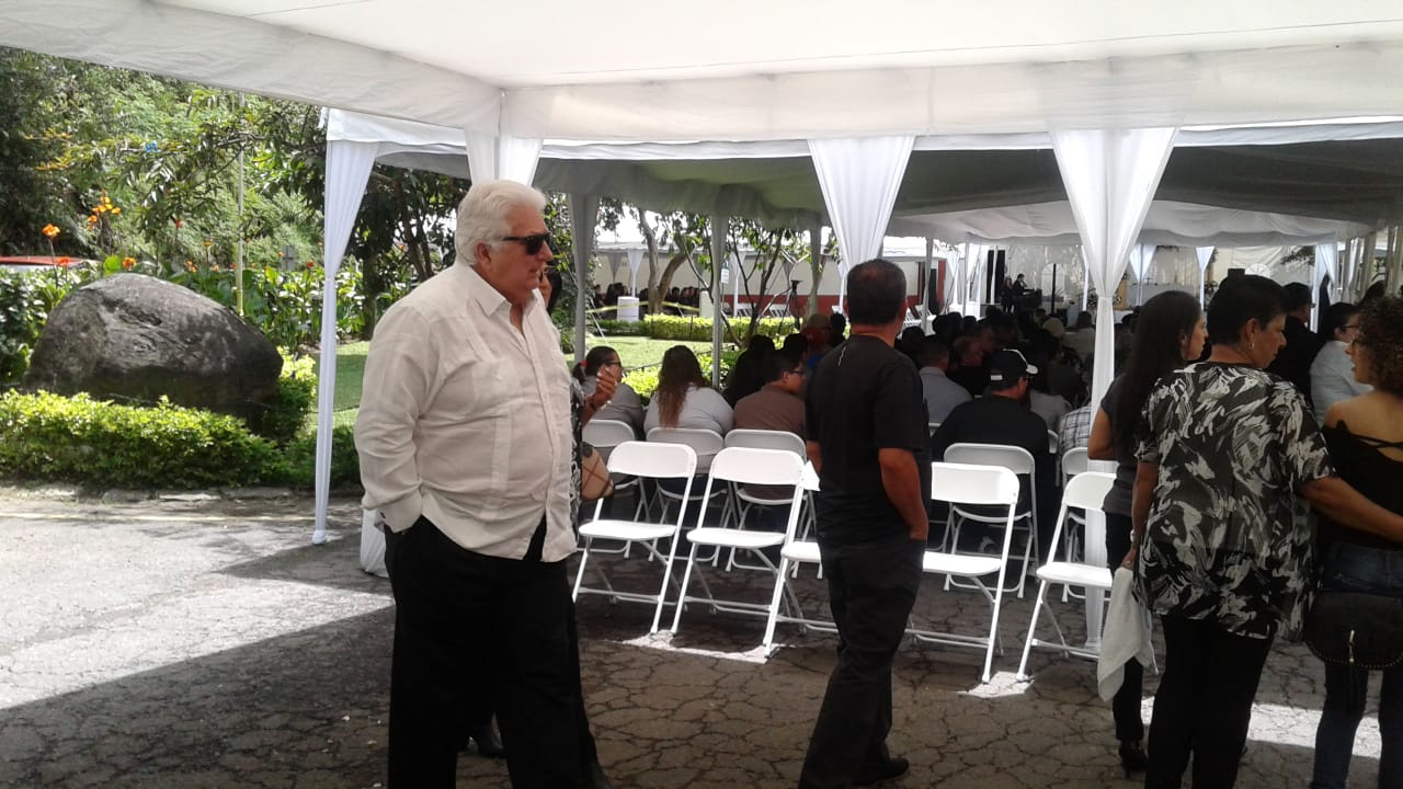 – Observador CR Ex ministro del PLN, Fernando Berrocal renuncia al PLN y apoya al candidato de Avanza

 – La nación