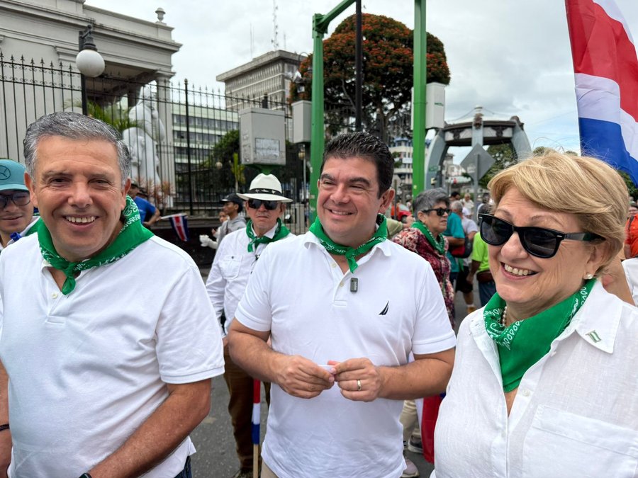 Álvaro Ramos a Laura Fernández: No te escondas, ven a debatir conmigo

 – La nación