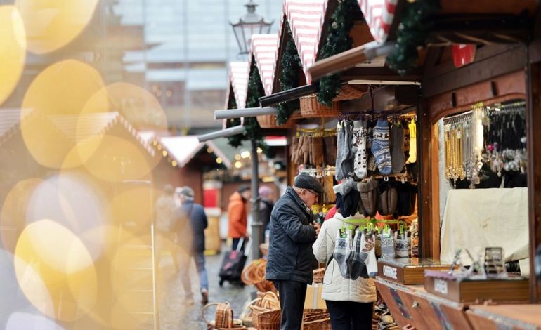 El mercado navideño de Magdeburgo abre sus puertas un año después del ataque

 – La nación