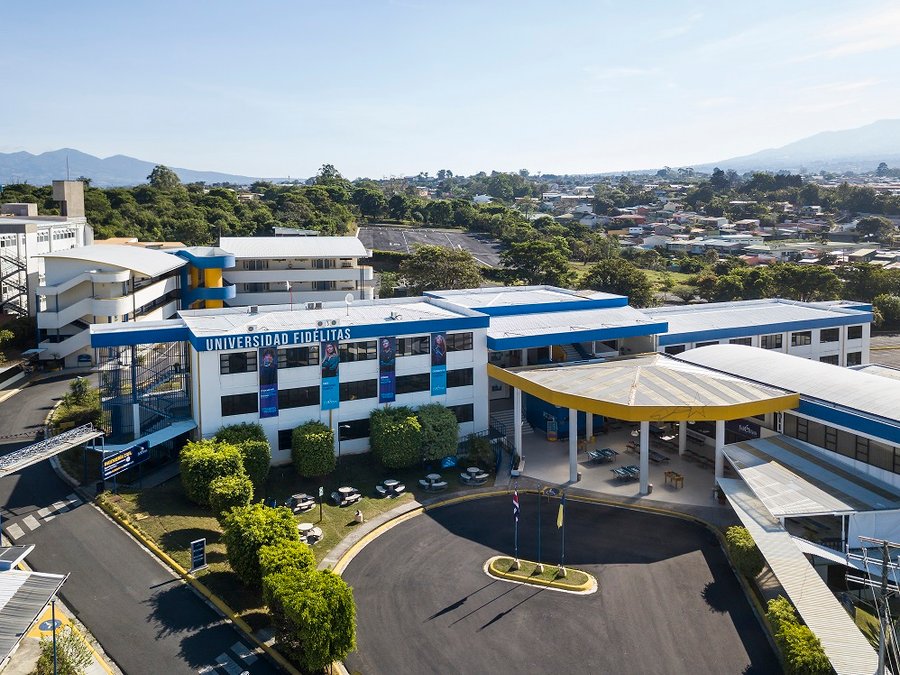 U Fidélitas vuelve a ser la mejor U privada en Ingeniería, Informática y Carreras Virtuales, según Ipsos

 – La nacion