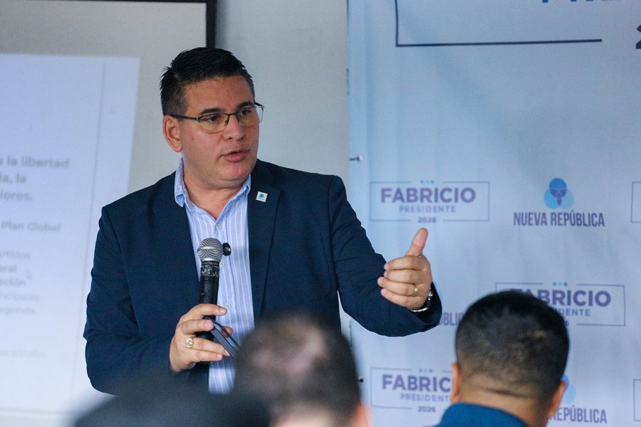 Alvarado reafirma que pastores tienen claro que Nueva República es el único partido “100% conservador”

 – La nación