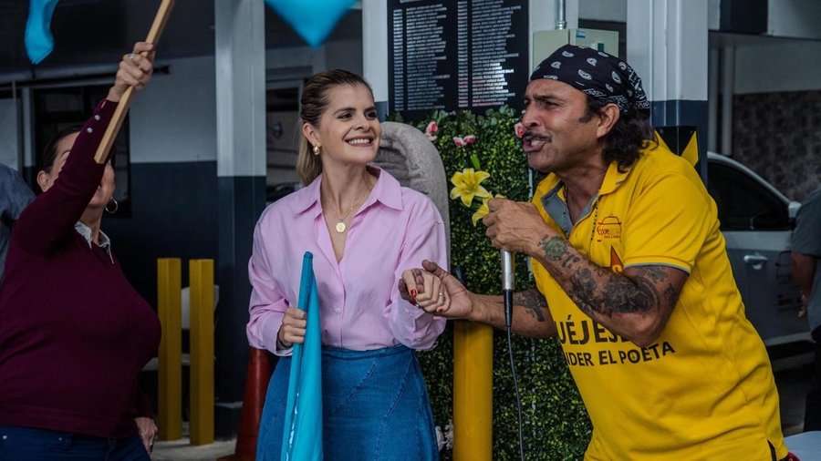 Taxistas hereditarios apoyan a Laura Fernández y al rodrigismo

 – La nación