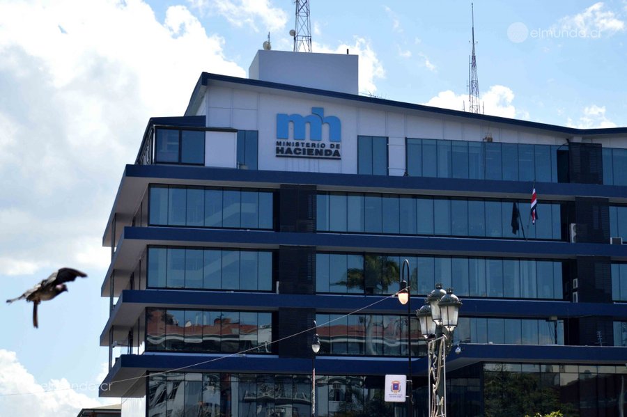 El Tesoro reporta superávit primario del 1,3% del PIB desde septiembre de 2025

 – La nación