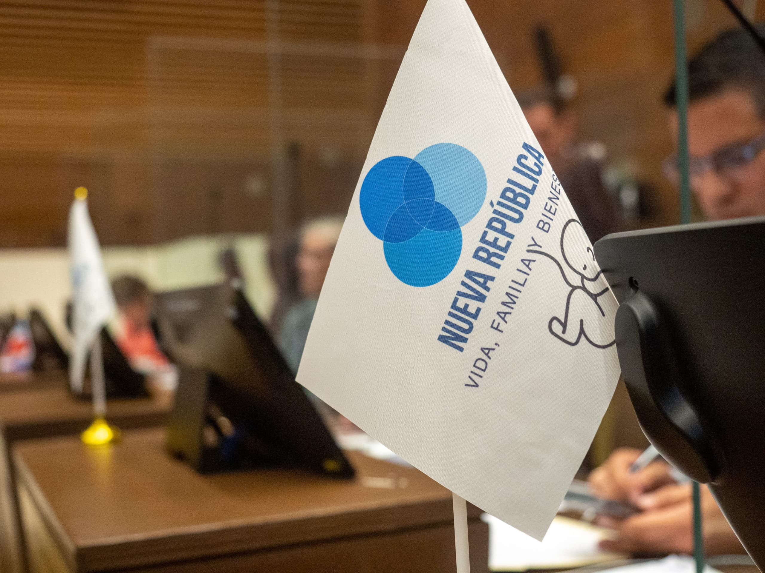 Nueva República propone proyecto para que el estado entregue frecuencias a medios católicos y evangélicos

 – La nación