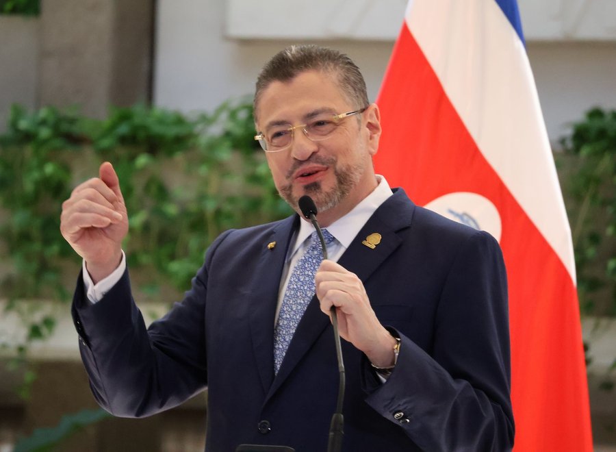 Chaves señala que es vergonzoso pedido de la Fiscalía de cerrar caso contra Leonel Baruch

 – La nación