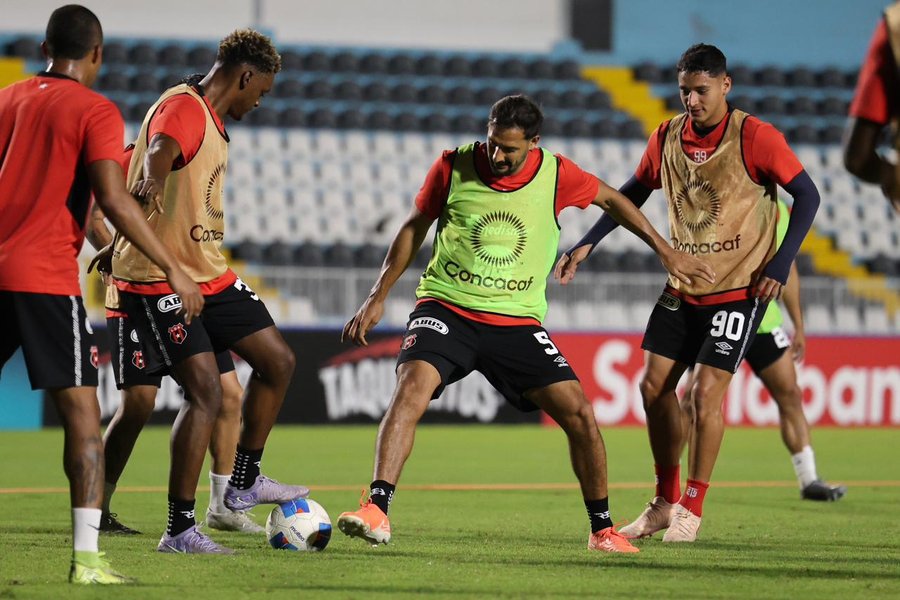 Alajuelense se dispara en el ranquin de Centroamérica – La nación