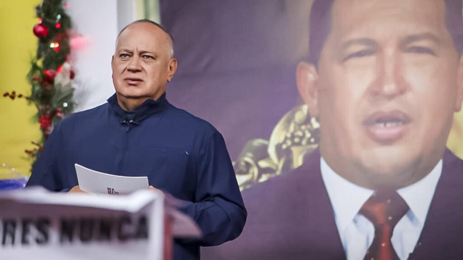 Chavismo ataca versiones de salida negociada de Maduro

 – La nación