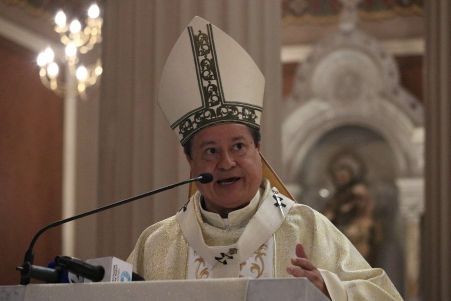 Arzobispo Quirós responde con un llamado al respeto y la calma tras declaraciones de Chaves

 – La nación