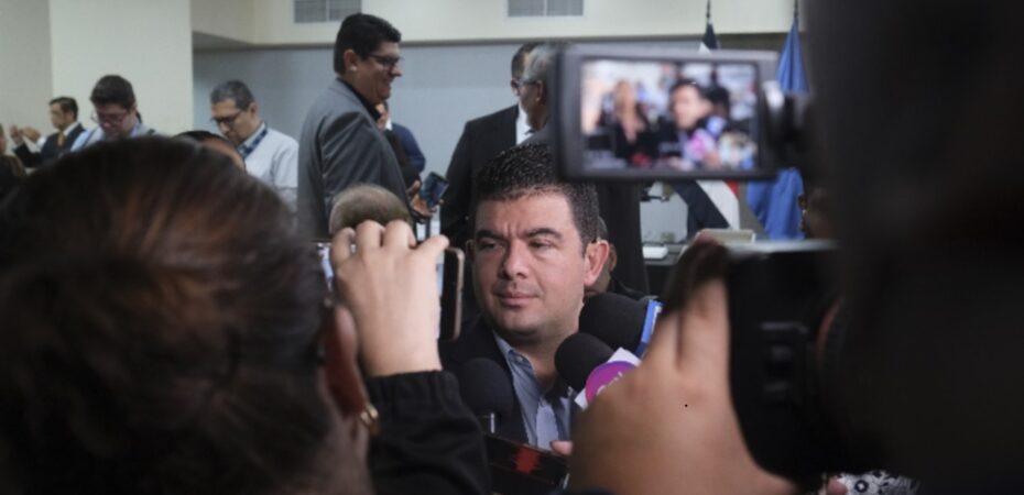 Álvaro Ramos tendría dudas sobre el tratado de libre comercio con Estados Unidos si el debate fuera hoy

 – La nación