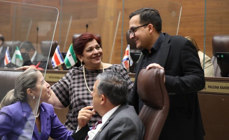 Frente Amplio y PLN se oponen a aprobación de importantes proyectos para la lucha contra el sicariato 

 – La nación