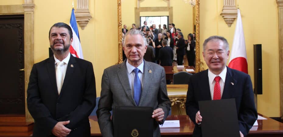 Japón dona 3 millones de dólares a la seguridad pública para hacerse con el control

 – La nación