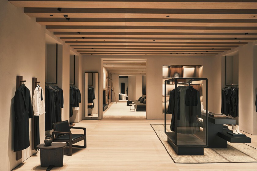 su ensayo atacando el lujo

 – La nación