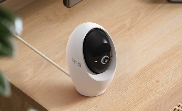 Este cuenta con reconocimiento facial gratuito, visión nocturna y audio bidireccional.

 – La nación