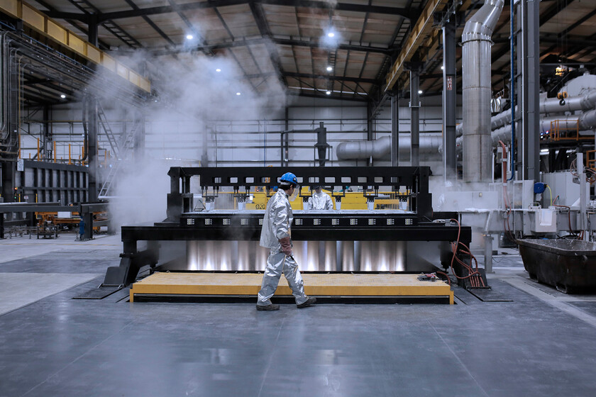 No es bajo tierra, sino en el reciclaje de tus ventanas viejas.

 – La nación