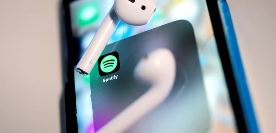 La playlist de 5 candidatos presidenciales: estas son las canciones, los géneros que los mueven y sus propuestas en cultura – La nación