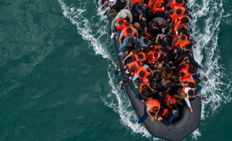 La UE endurece su política de inmigración con las bases legales para los centros de retorno en el extranjero

 – La nación