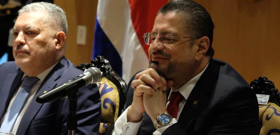 El 16 de diciembre se votará en la Asamblea Legislativa el levantamiento de la inmunidad a Rodrigo Chaves.

 – La nación