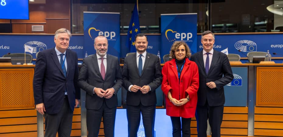 El candidato del PUSC presenta ante el Parlamento Europeo cuatro ejes para luchar contra la seguridad 

 – La nación