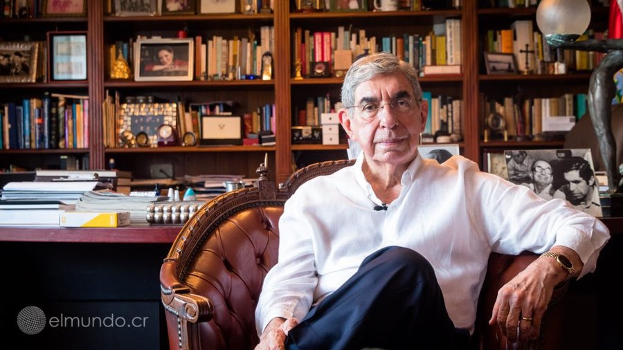 Oscar Arias: Se abre una oportunidad para que el pueblo de Venezuela se libere de una dictadura corrupta

 – La nación