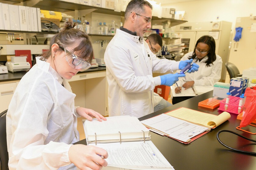 Hay una palabra que se usa en exceso en los artículos académicos por una buena razón: le gusta a ChatGPT

 – La nación