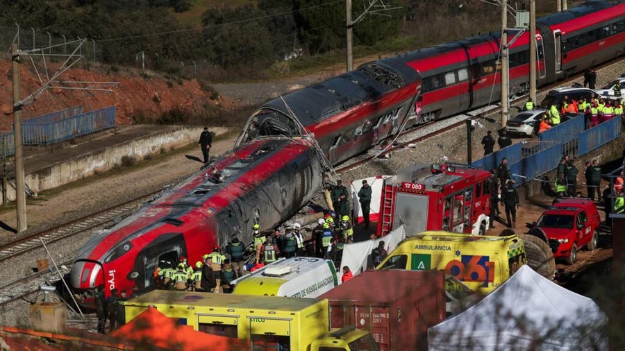 Lo que sabemos de la mortal colisión entre dos trenes en España

 – La nación