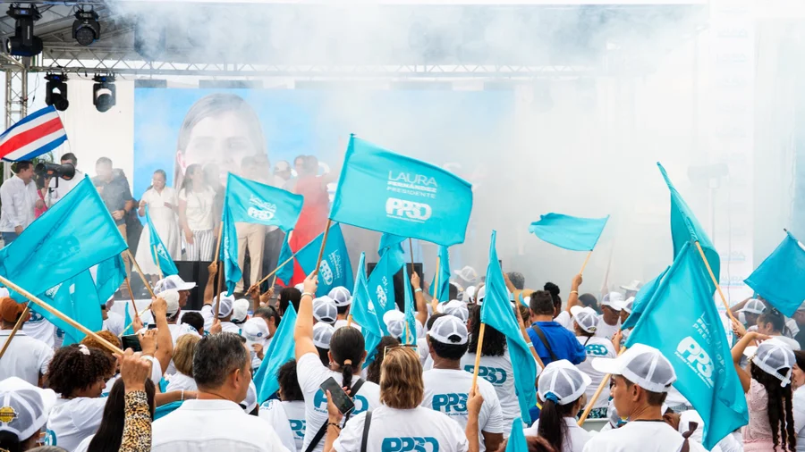 Pueblo Soberano mantiene fuerte apoyo a diputados

 – La nación