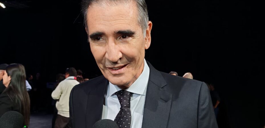 ¿Ignacio Santos va a dejar de controlar el debate electoral?

 – La nación