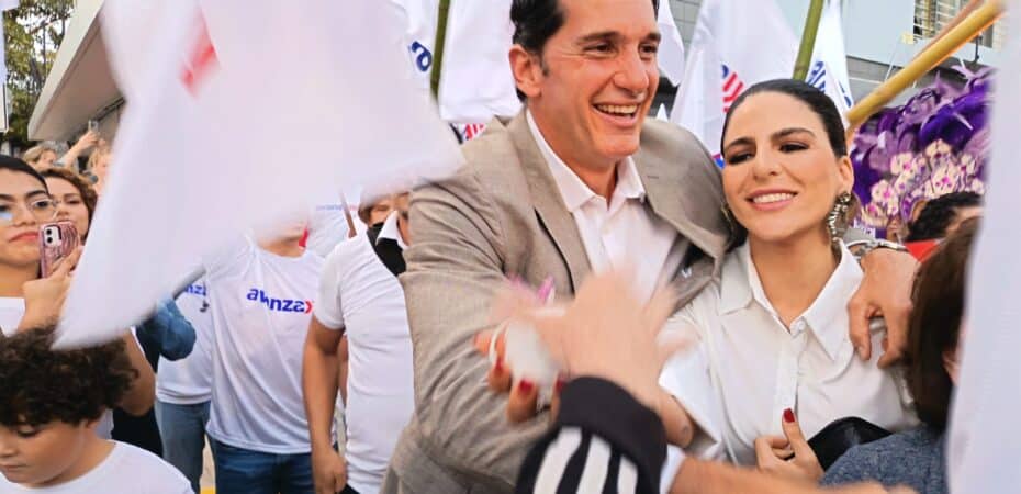 José Aguilar critica a candidatos por burlarse de amenazas contra su familia y pide a Costa Rica considerar si protegerían a su familia como lo hizo él 

 – La nación