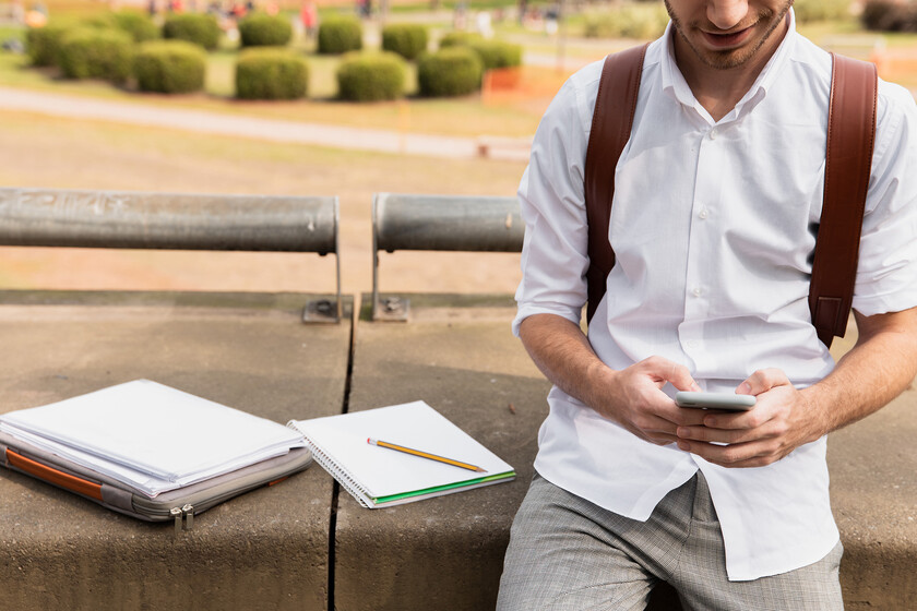 5.000 estudiantes de Stanford han dejado su vida amorosa a la decisión de un algoritmo. Y consume la universidad.

 – La nación