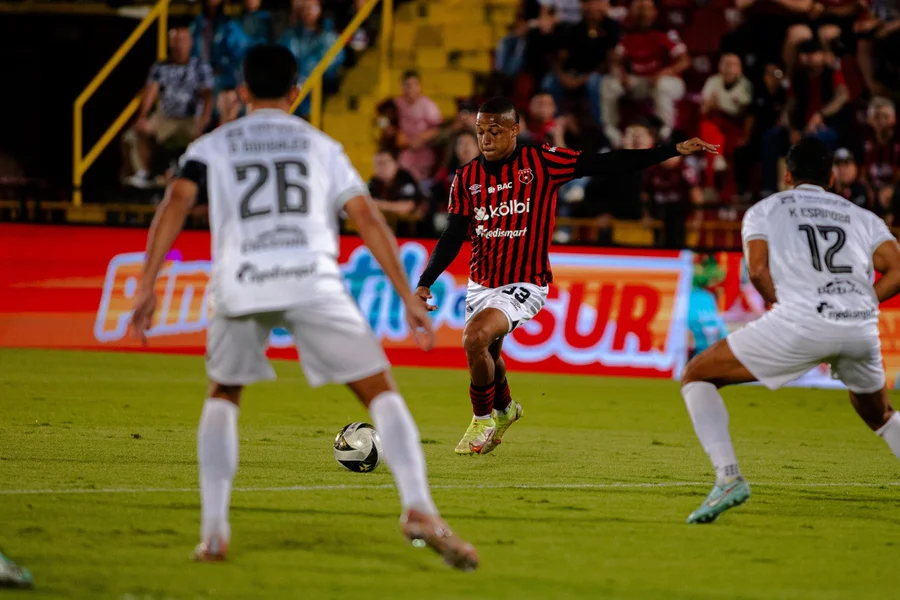 Alajuelense pone a la venta entradas para recibir al LAFC: estos son los precios – La nación