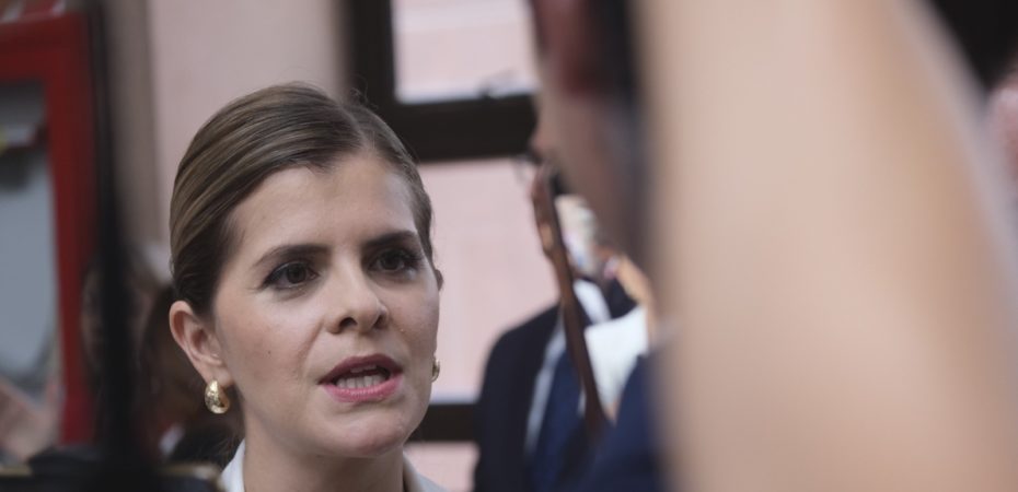 El pueblo soberano sin definir su condonación de al menos el 25% de la deuda política según informó Laura Fernández.

 – La nación