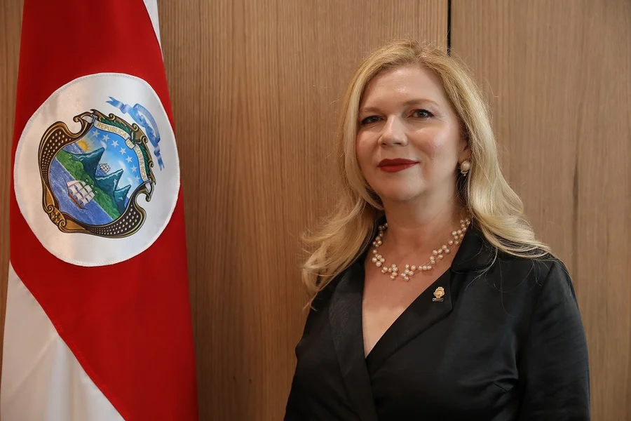 Cynthia Córdoba felicitó y agradeció a Bad Bunny por su actuación en el Super Bowl

 – La nación